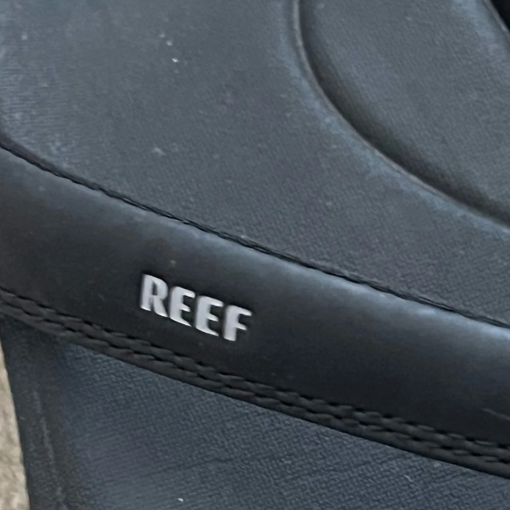 Reef Black Rubber Flip Flops US8 - Picture 3 of 5